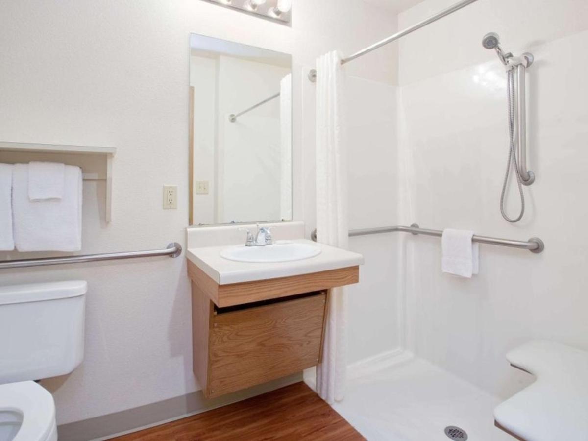 Woodspring Suites Houston I-45 Airtex ภายนอก รูปภาพ